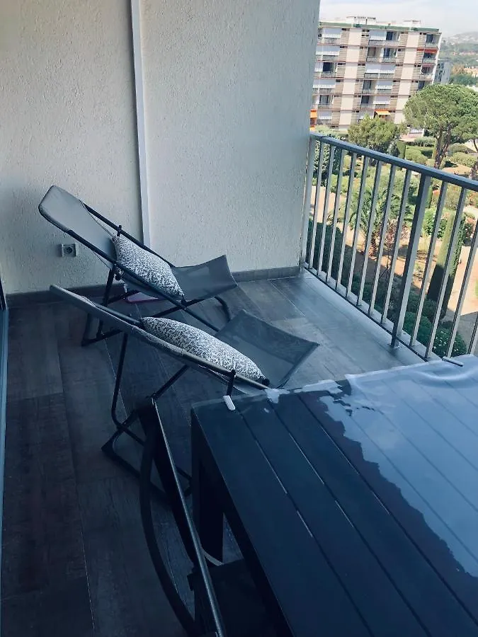 Studio Climatise Avec Piscine, Vue Mer Sainte-Maxime
